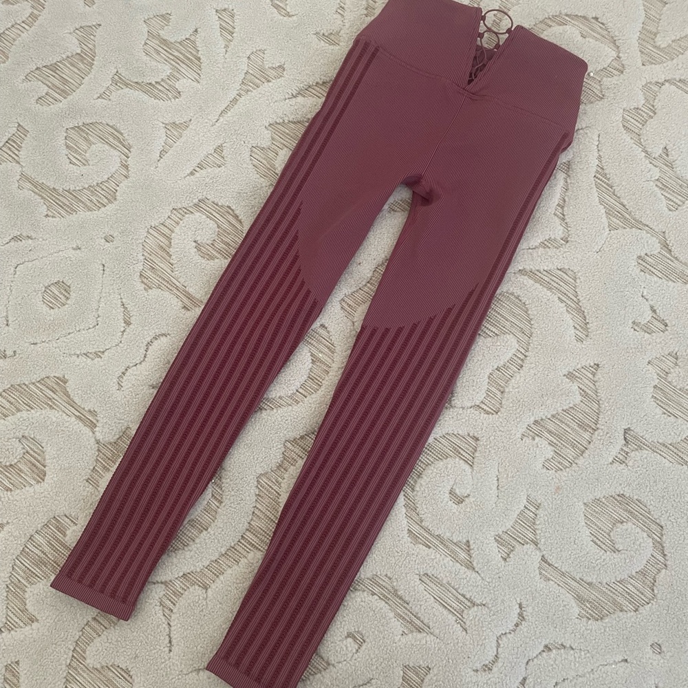 Fabletics Maroon Workout Set Small - image 3